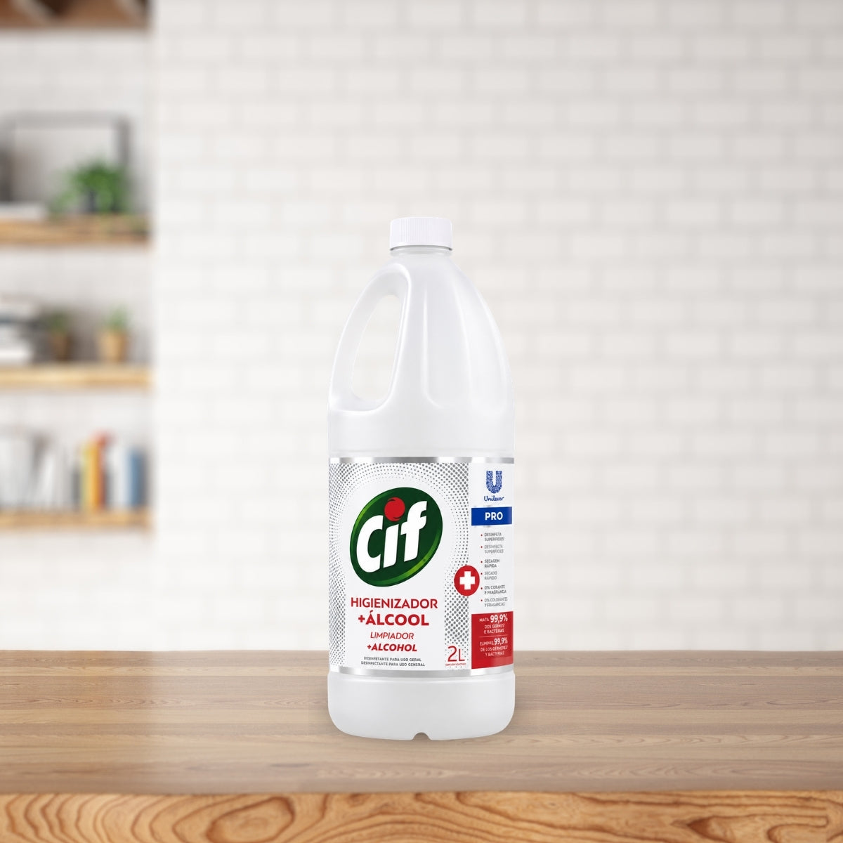 Limpador Higienizador + Álcool Sem Cheiro CIF Pro 2 Litros